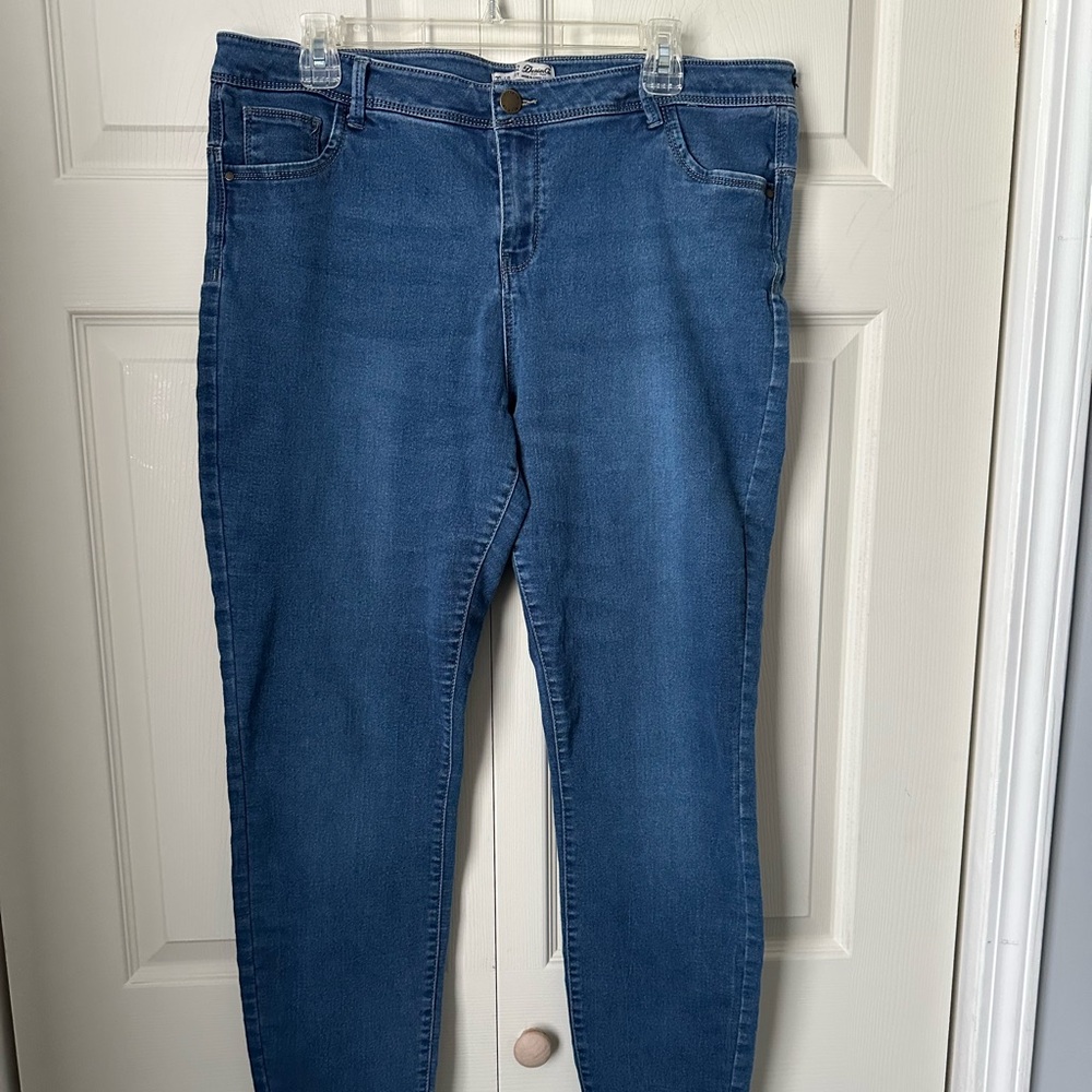 Classic Blue Women's crop Jeans size 16